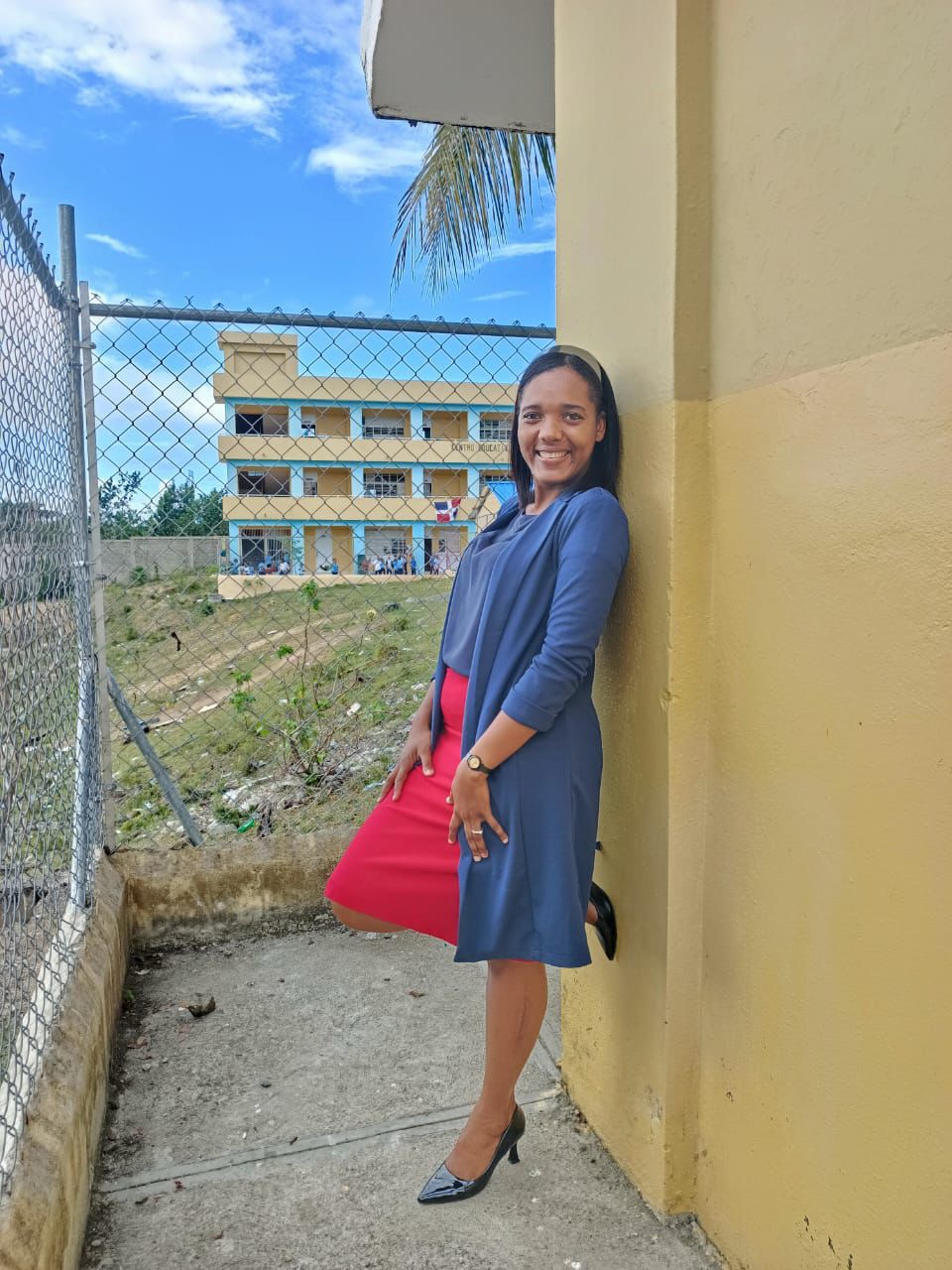 Yanna Guzmán, docente de Lengua Española, dedicada a acompañar a sus estudiantes en su proceso de aprendizaje con paciencia, compromiso y cercanía.
Interesada en fortalecer la lectura y escritura de sus estudiantes mediante estrategias dinámicas y el uso de la tecnología.
Todo lo puedo en Cristo que me fortalece. Filipenses 4:13
